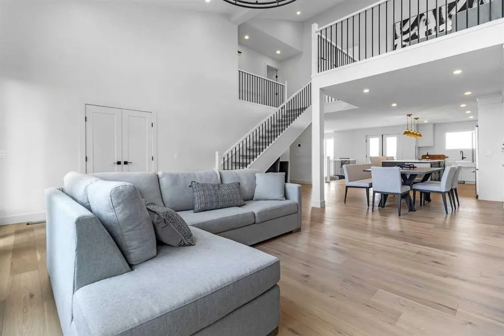 340 West Chestermere Drive