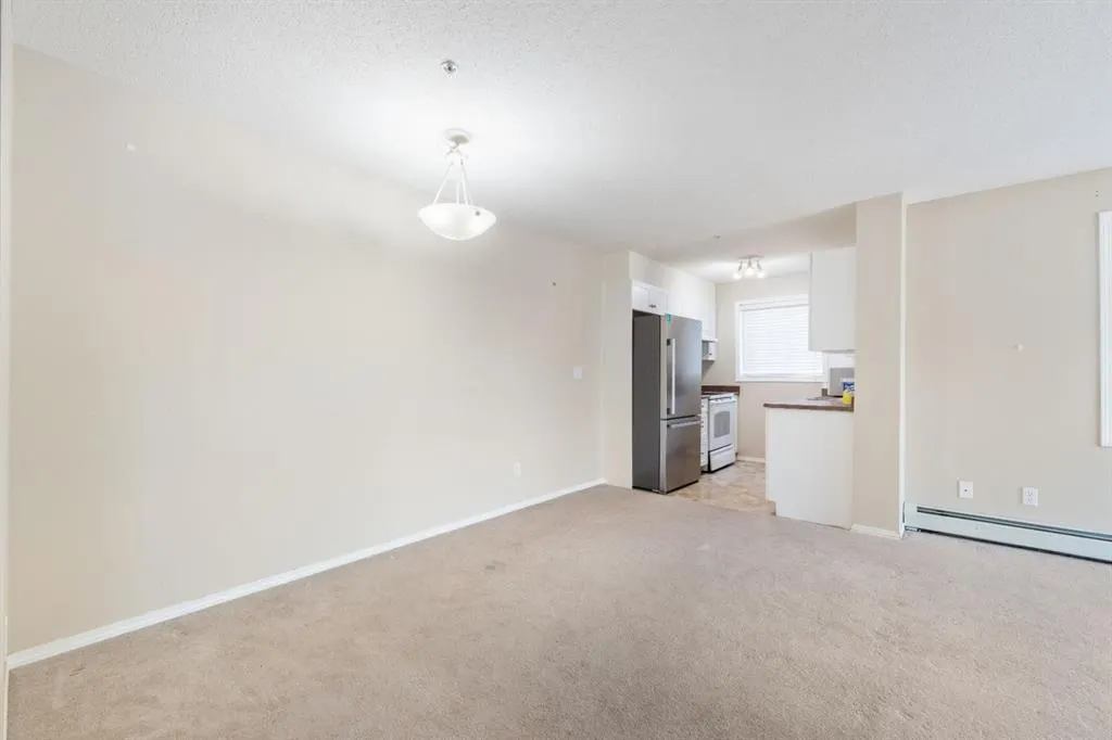 2395 Eversyde Avenue SW, #1102