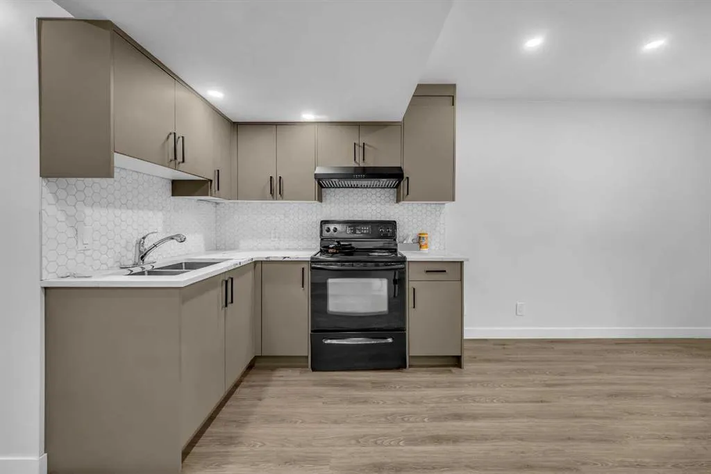 201 Morningside Gardens SW