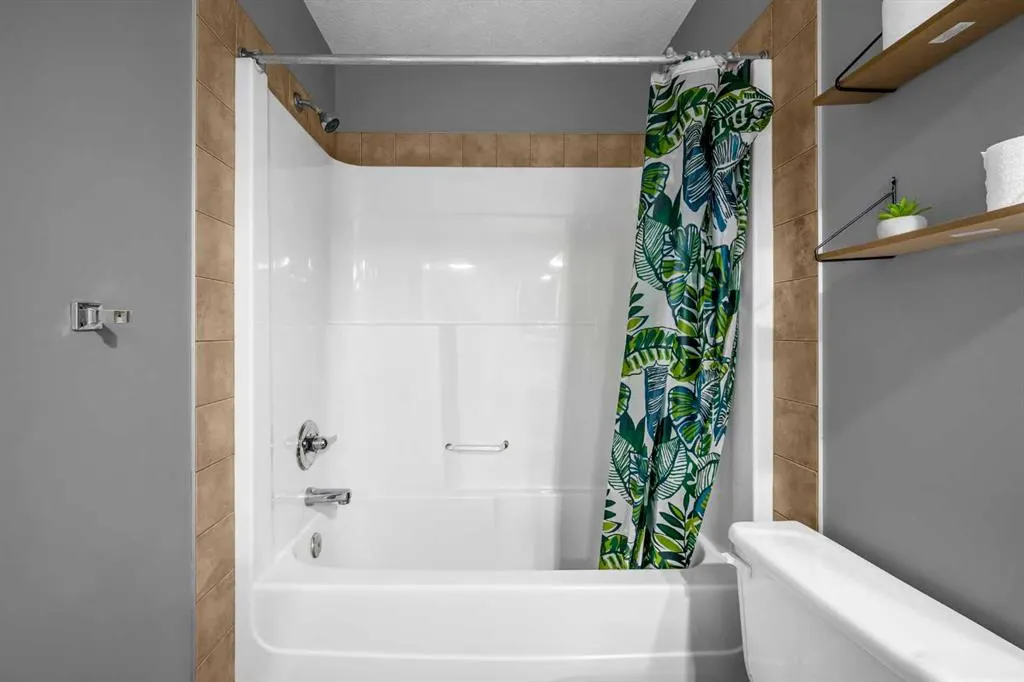 201 Morningside Gardens SW