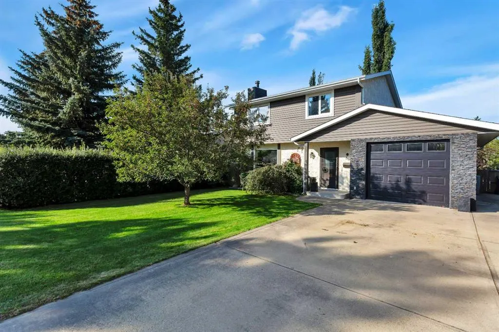 56 Lakeview Crescent