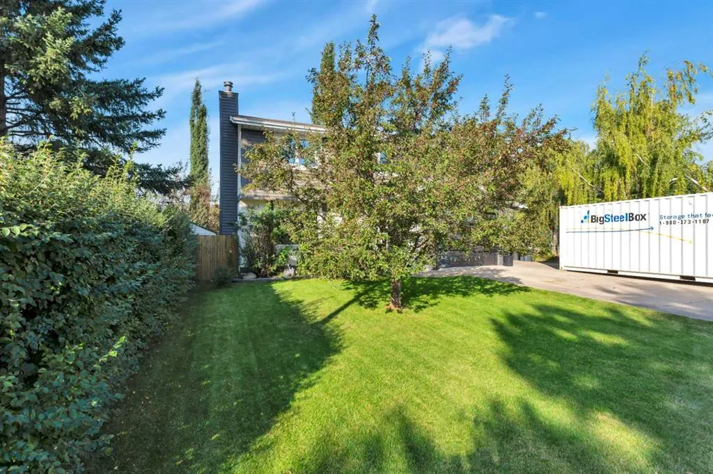 56 Lakeview Crescent