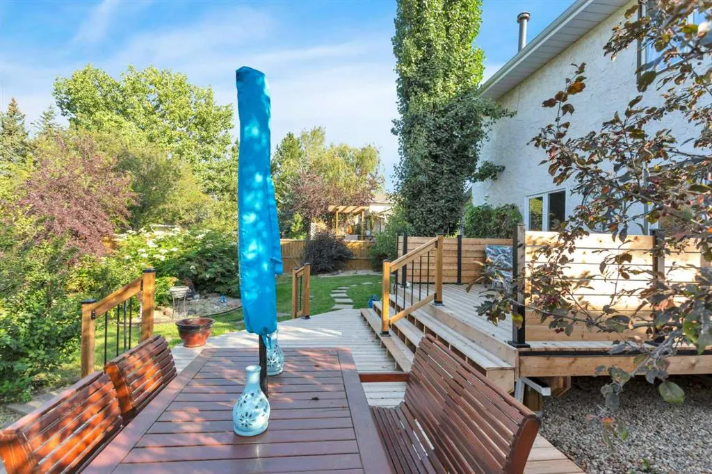 56 Lakeview Crescent