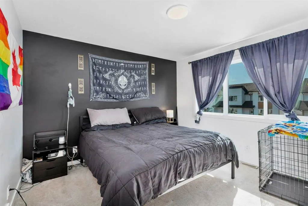 25 Inglis Crescent