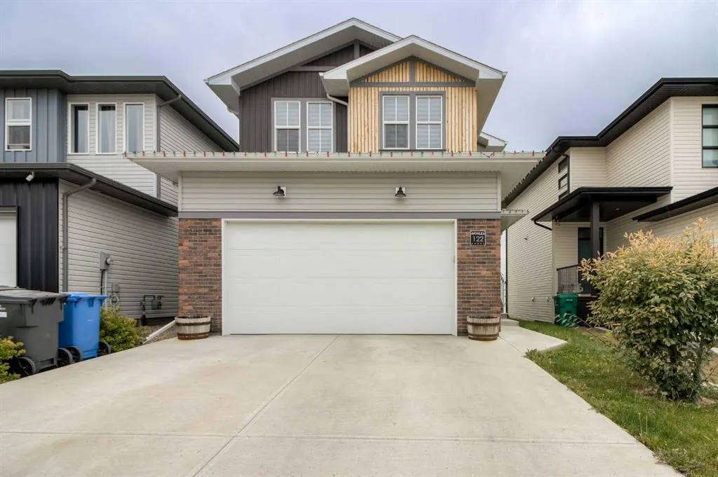 122 Greywolf Road N