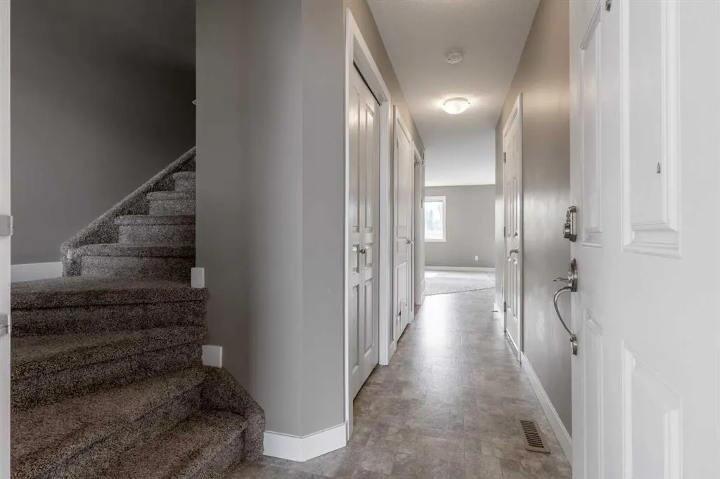 205 Silkstone Road W, #2