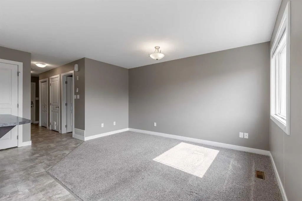 205 Silkstone Road W, #2