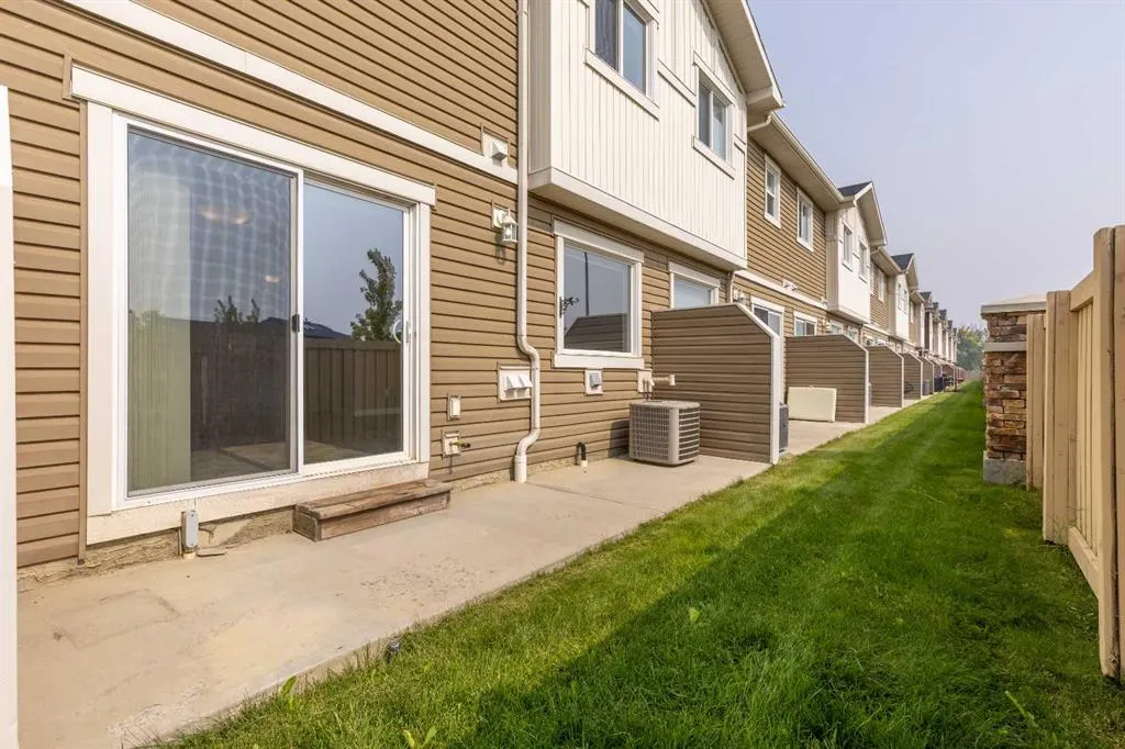 205 Silkstone Road W, #2