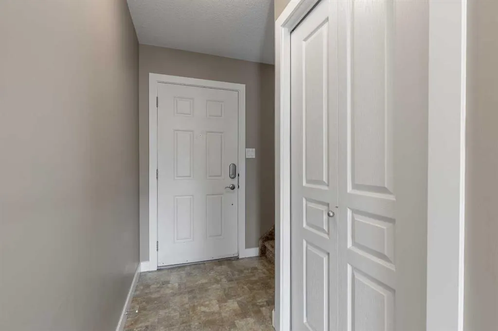 205 Silkstone Road W, #2