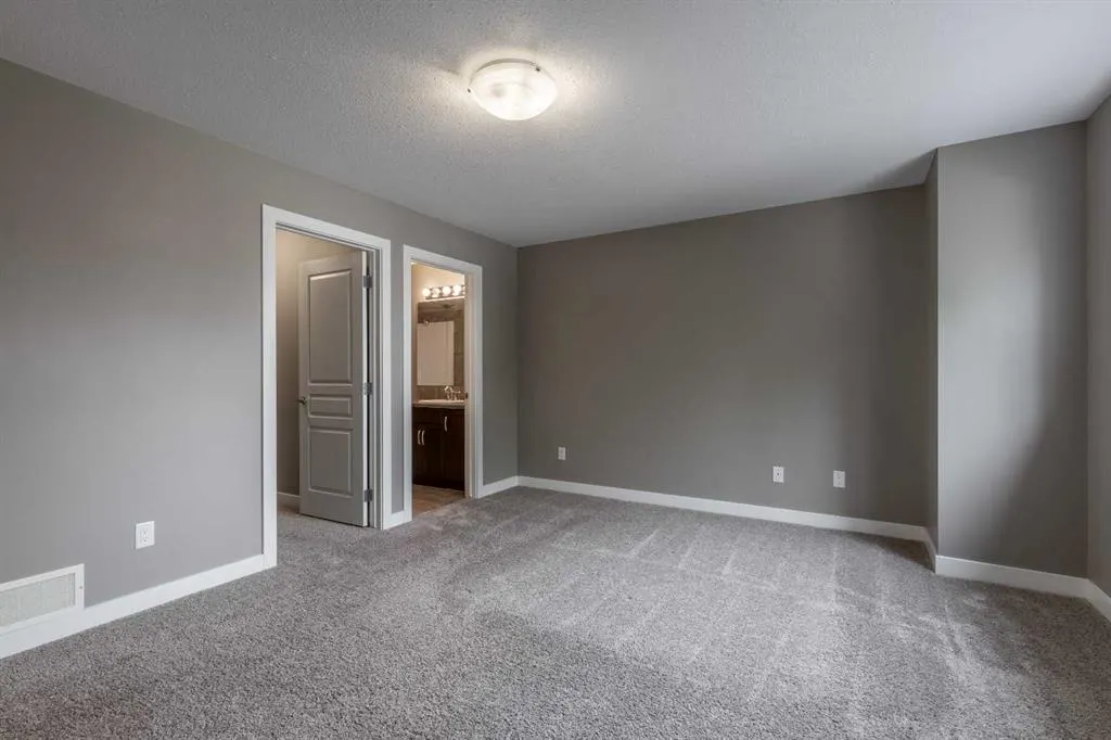 205 Silkstone Road W, #2