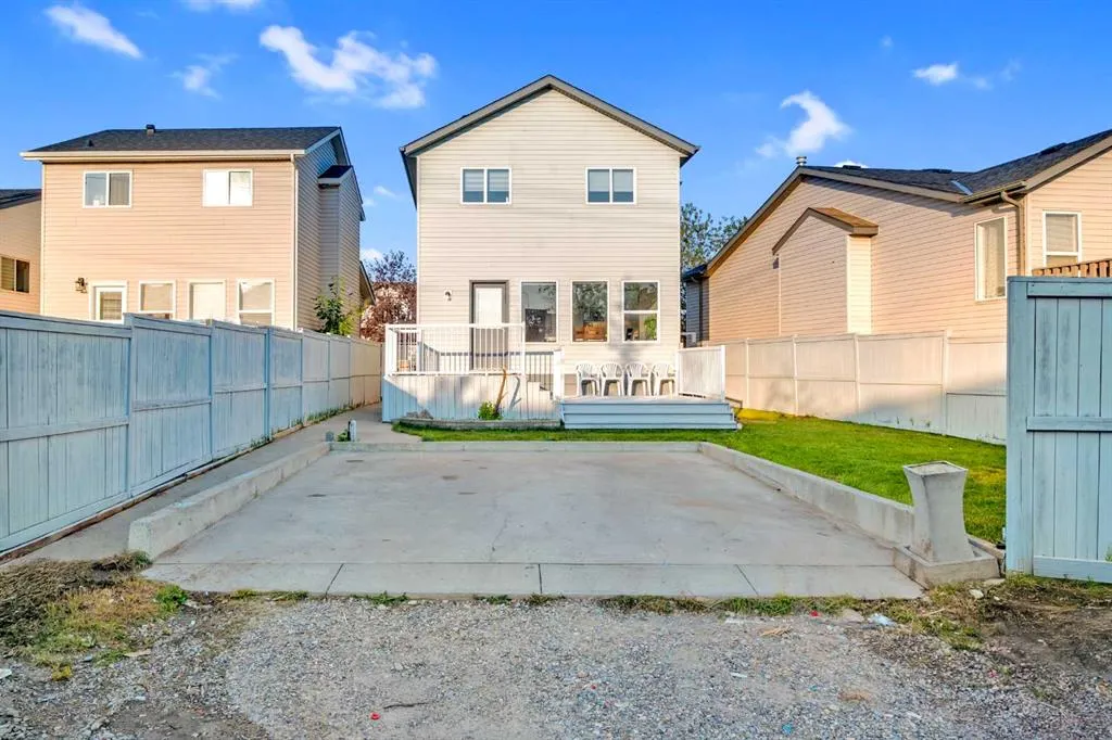 216 Covehaven Road NE