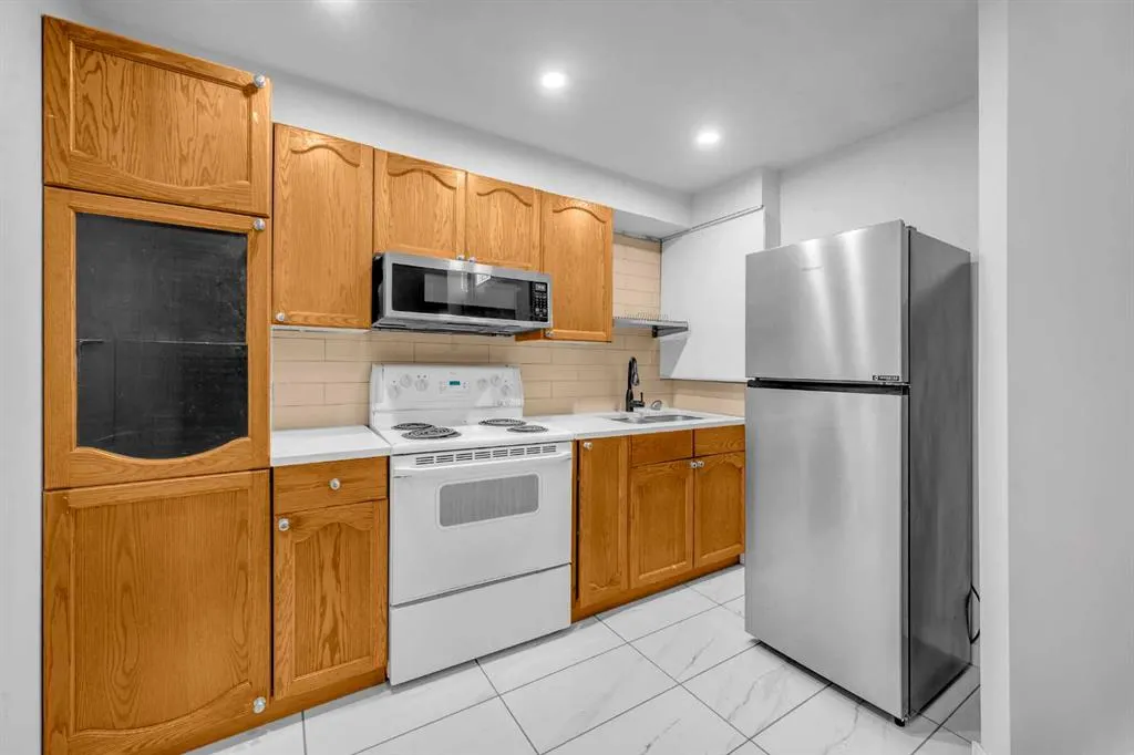 216 Covehaven Road NE