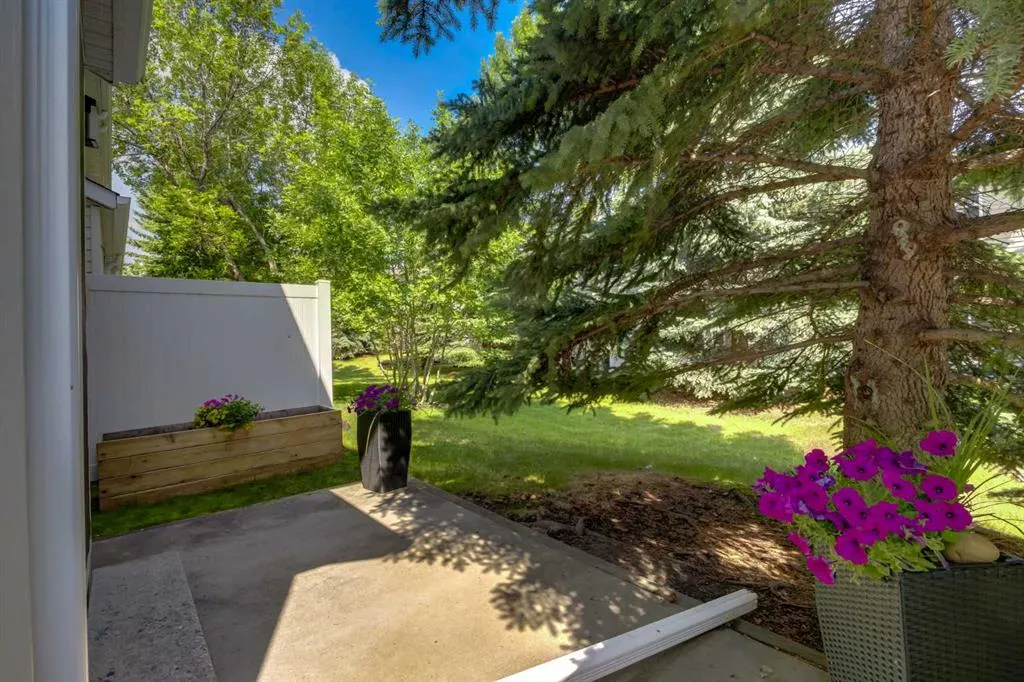 16 Millrise Green SW