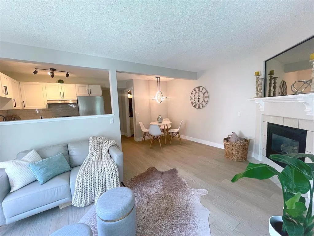 16 Millrise Green SW