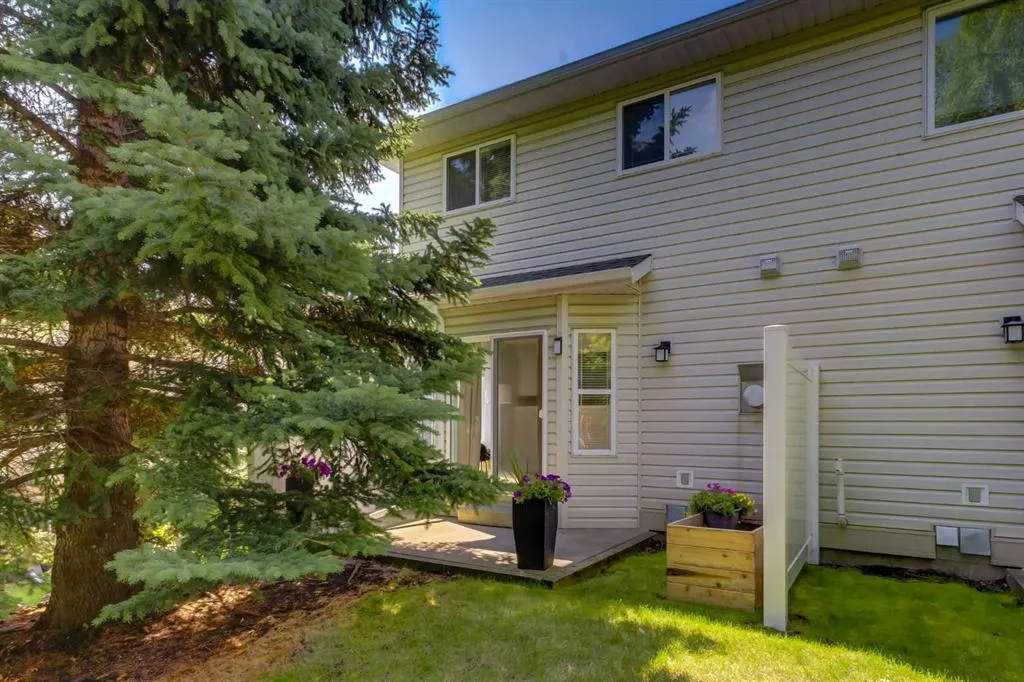 16 Millrise Green SW