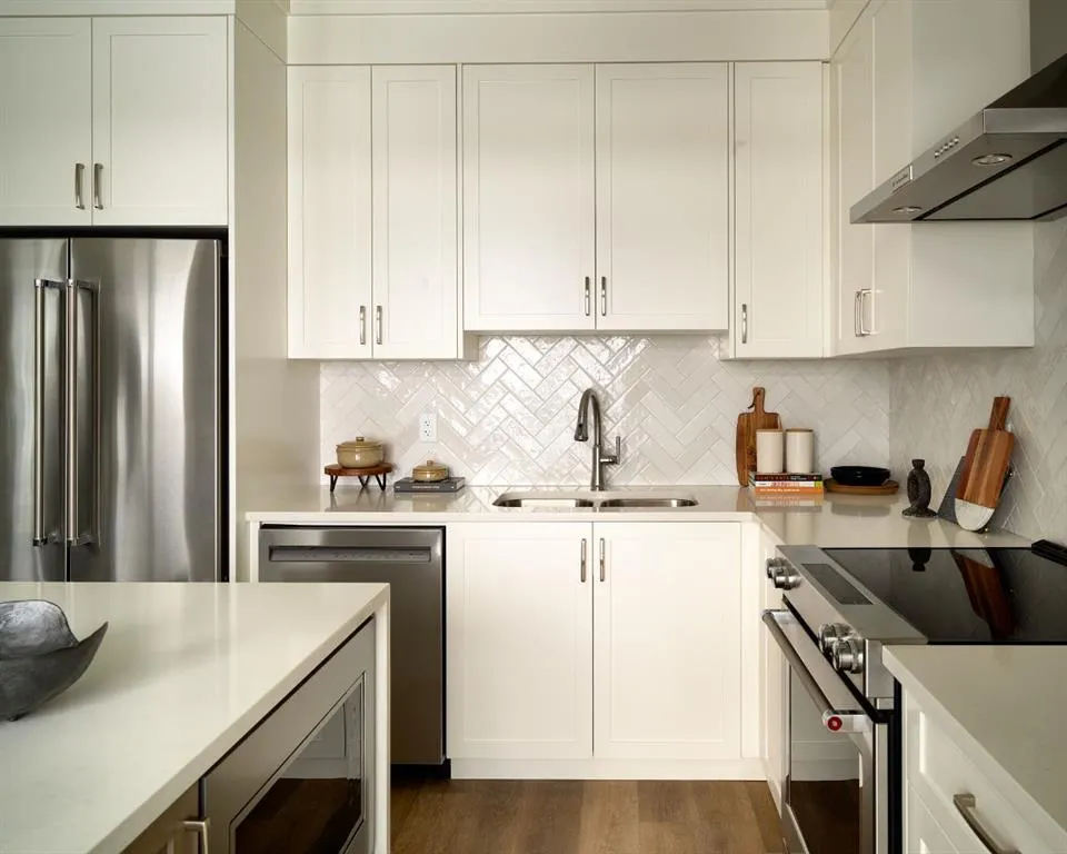 380 Seton Villas SE, #229