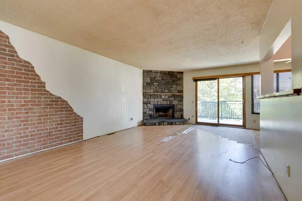 150 Pinehill Road NE