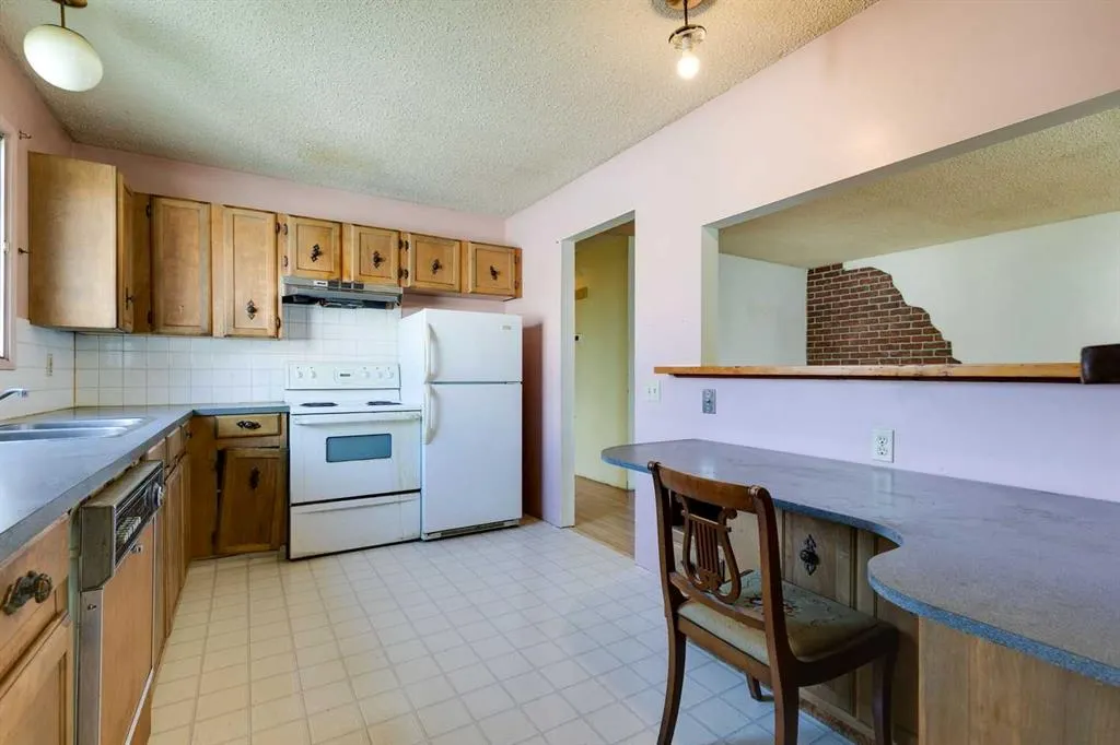 150 Pinehill Road NE