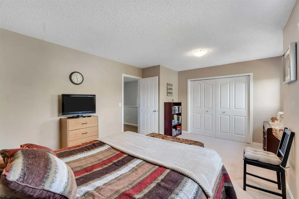 156 Canoe Drive SW, #6