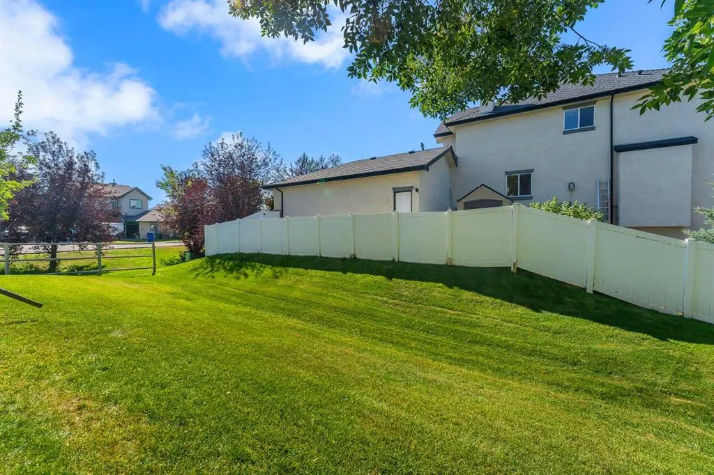 156 Canoe Drive SW, #6
