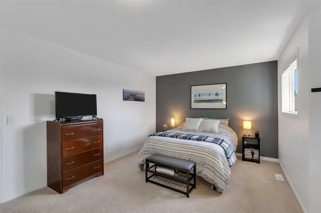 156 Canoe Drive SW, #6