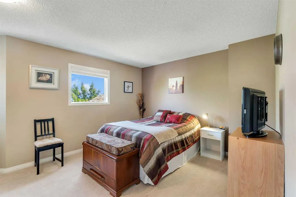 156 Canoe Drive SW, #6