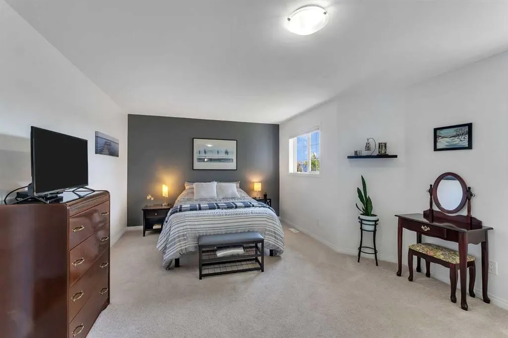 156 Canoe Drive SW, #6