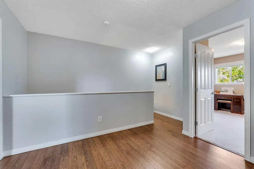 156 Canoe Drive SW, #6