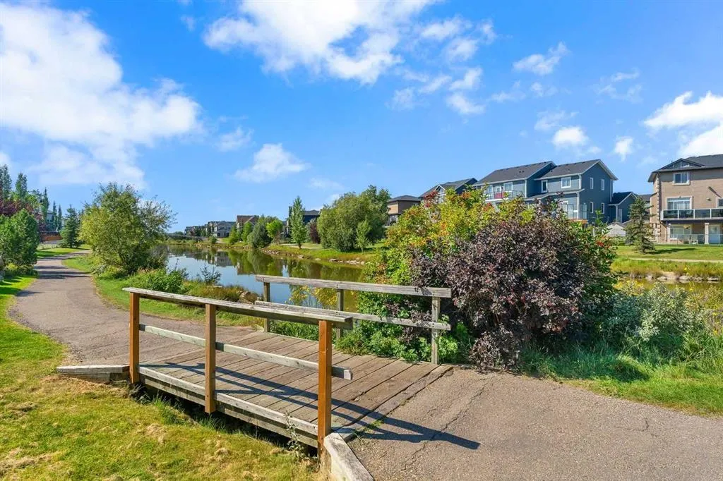 156 Canoe Drive SW, #6