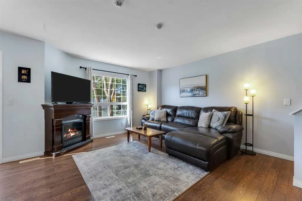 156 Canoe Drive SW, #6
