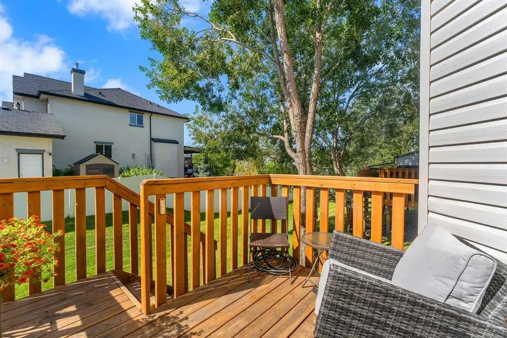 156 Canoe Drive SW, #6