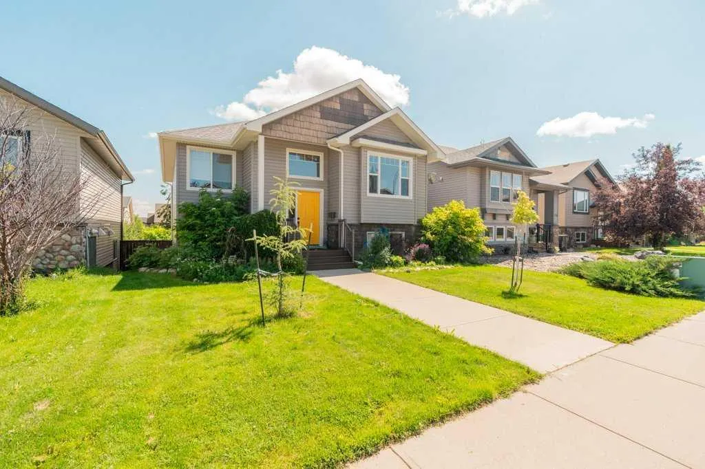214 Mt Sundance Crescent