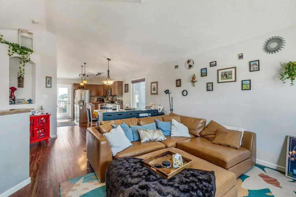 214 Mt Sundance Crescent
