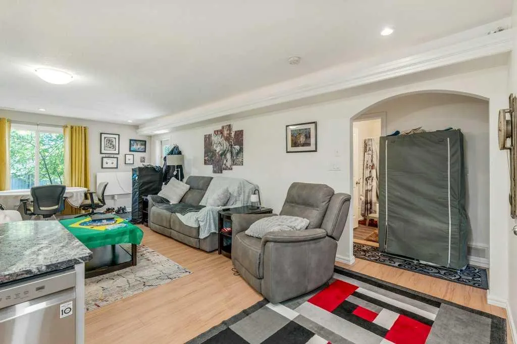 214 Mt Sundance Crescent
