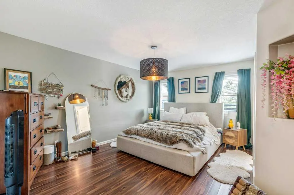 214 Mt Sundance Crescent