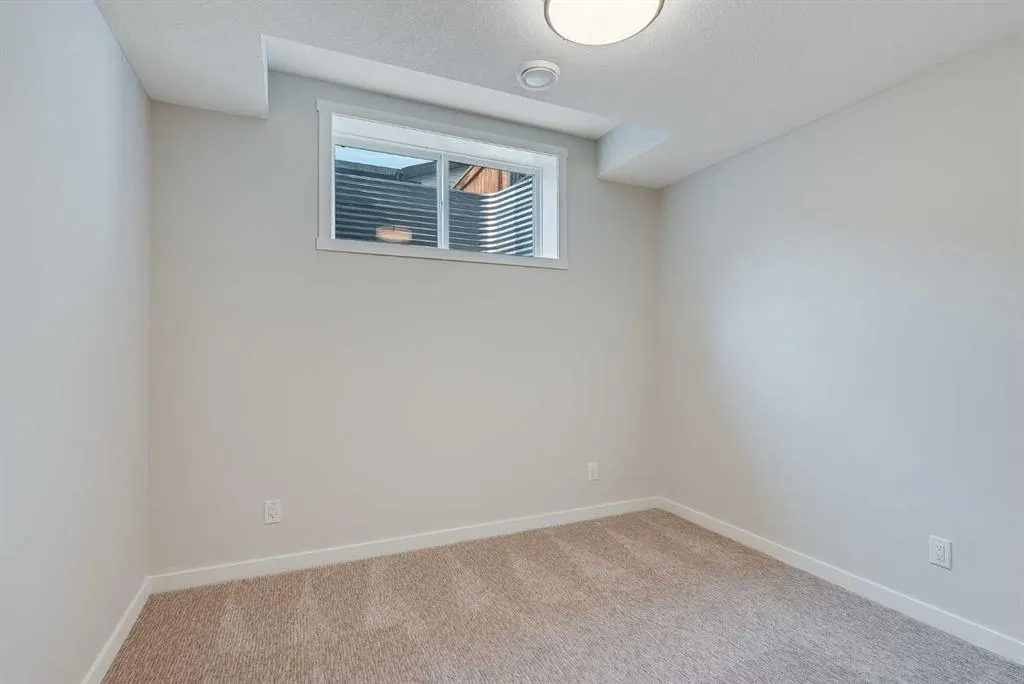 709 Marine Drive SE