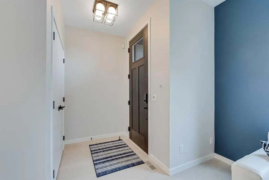 709 Marine Drive SE