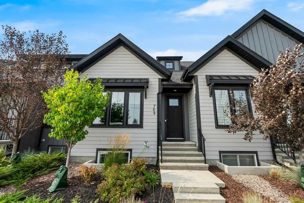 709 Marine Drive SE