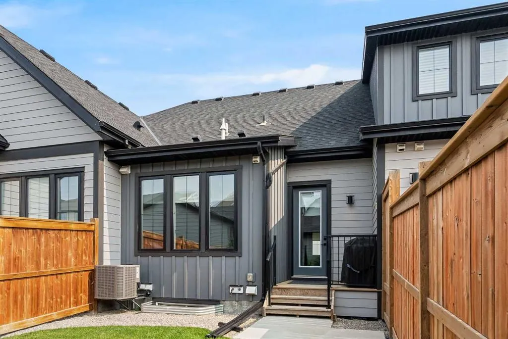 709 Marine Drive SE