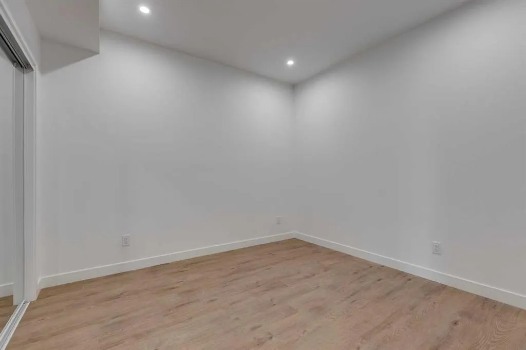 110 18A Street NW, #708