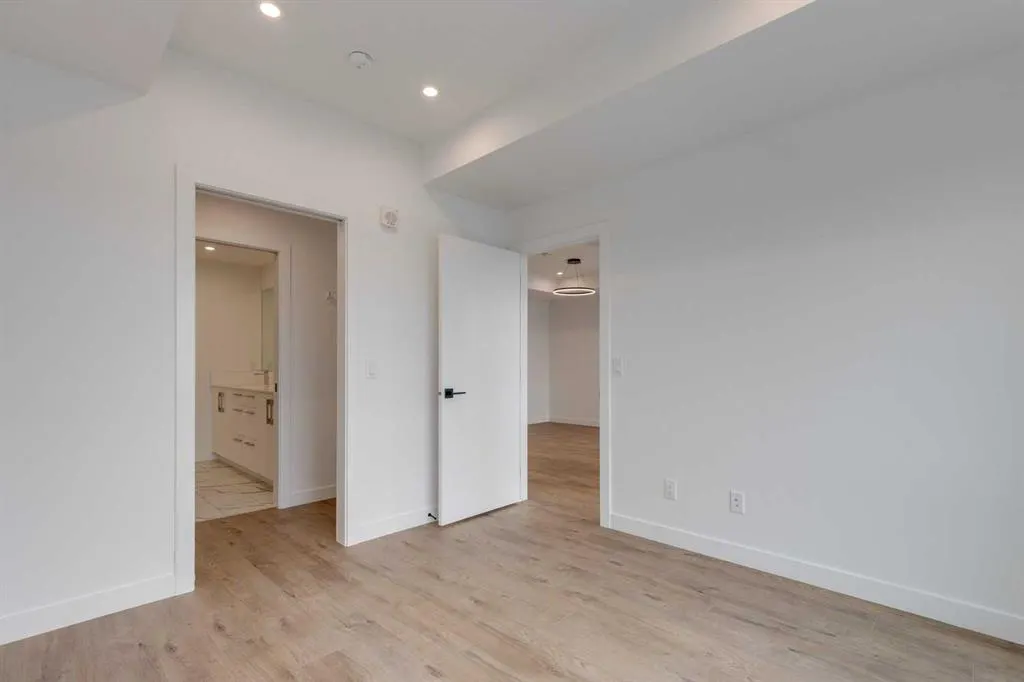 110 18A Street NW, #708