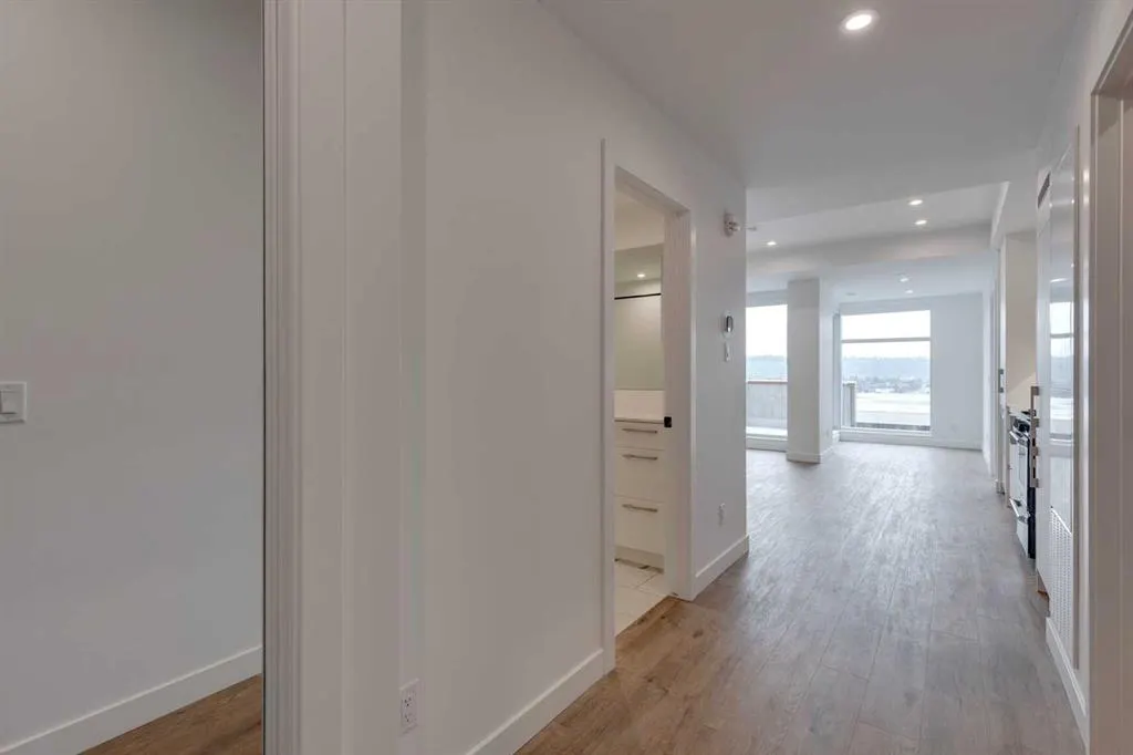 110 18A Street NW, #708