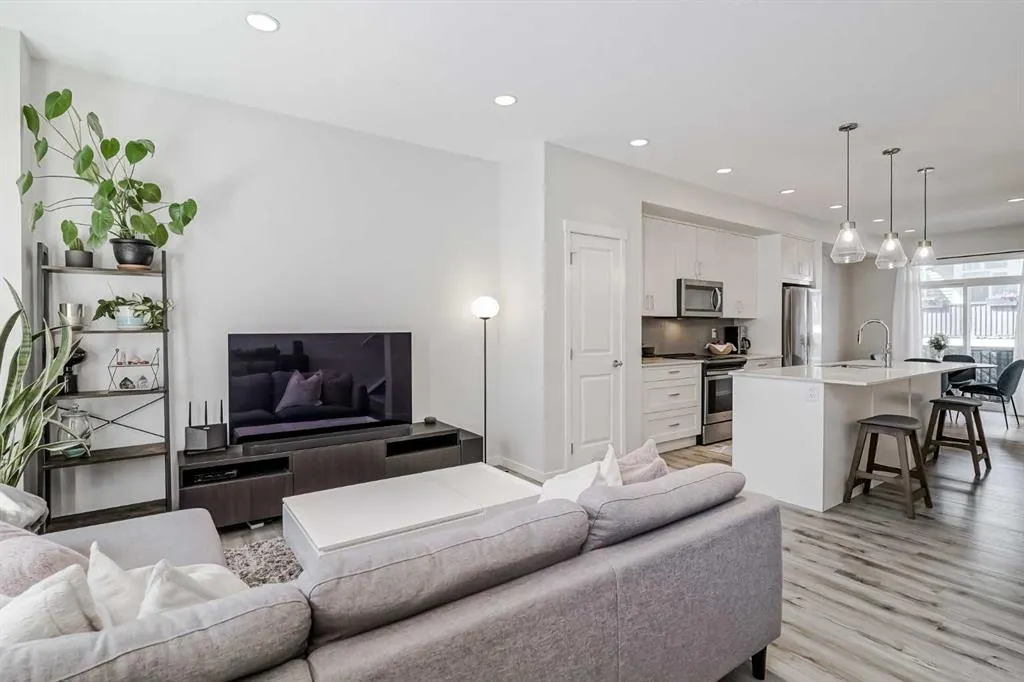 355 Nolancrest Heights NW, #1411