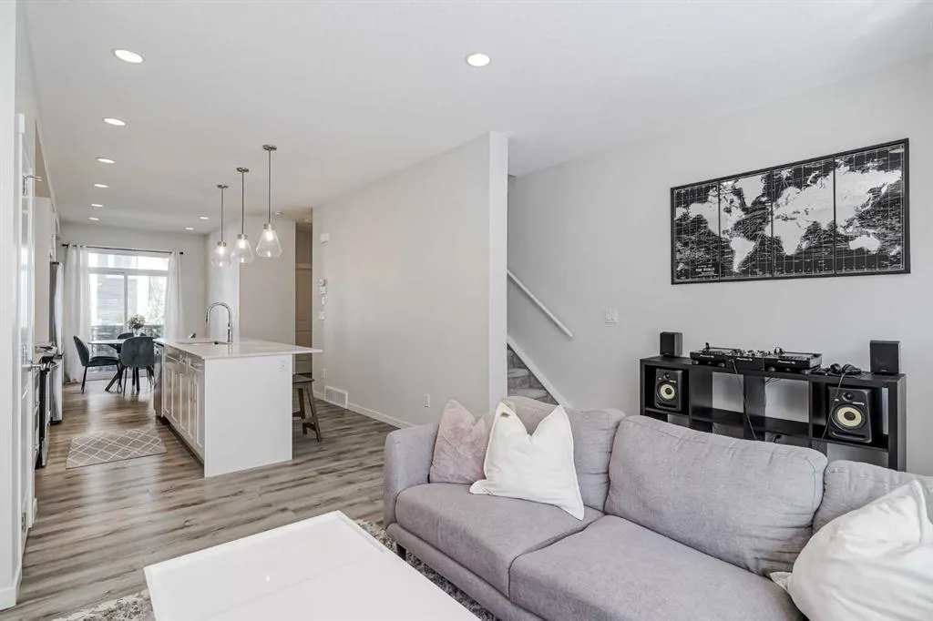 355 Nolancrest Heights NW, #1411