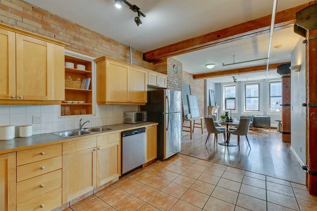 220 11 Avenue SE, #221