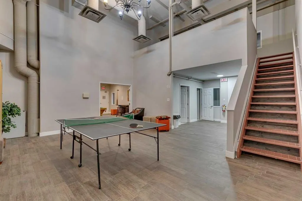 220 11 Avenue SE, #221