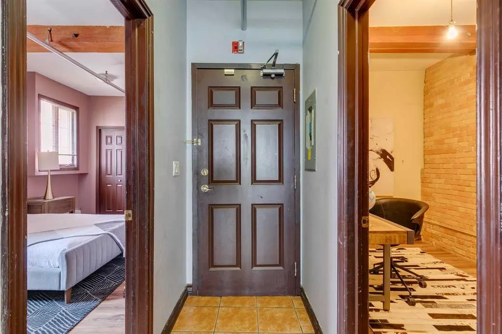 220 11 Avenue SE, #221