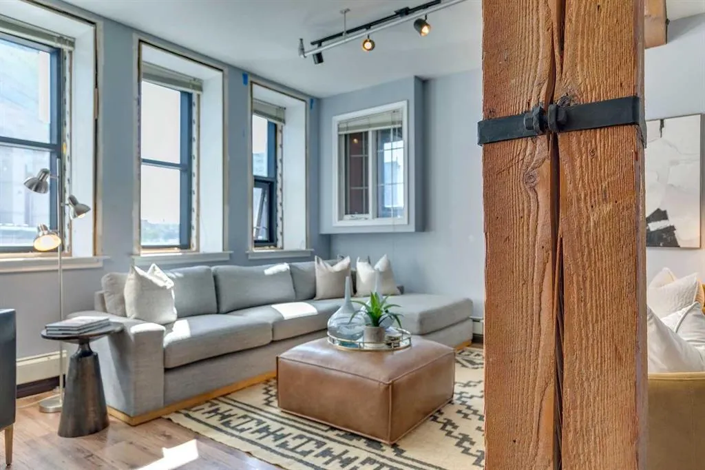 220 11 Avenue SE, #221