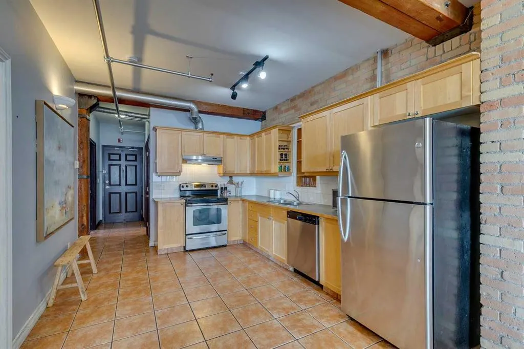 220 11 Avenue SE, #221