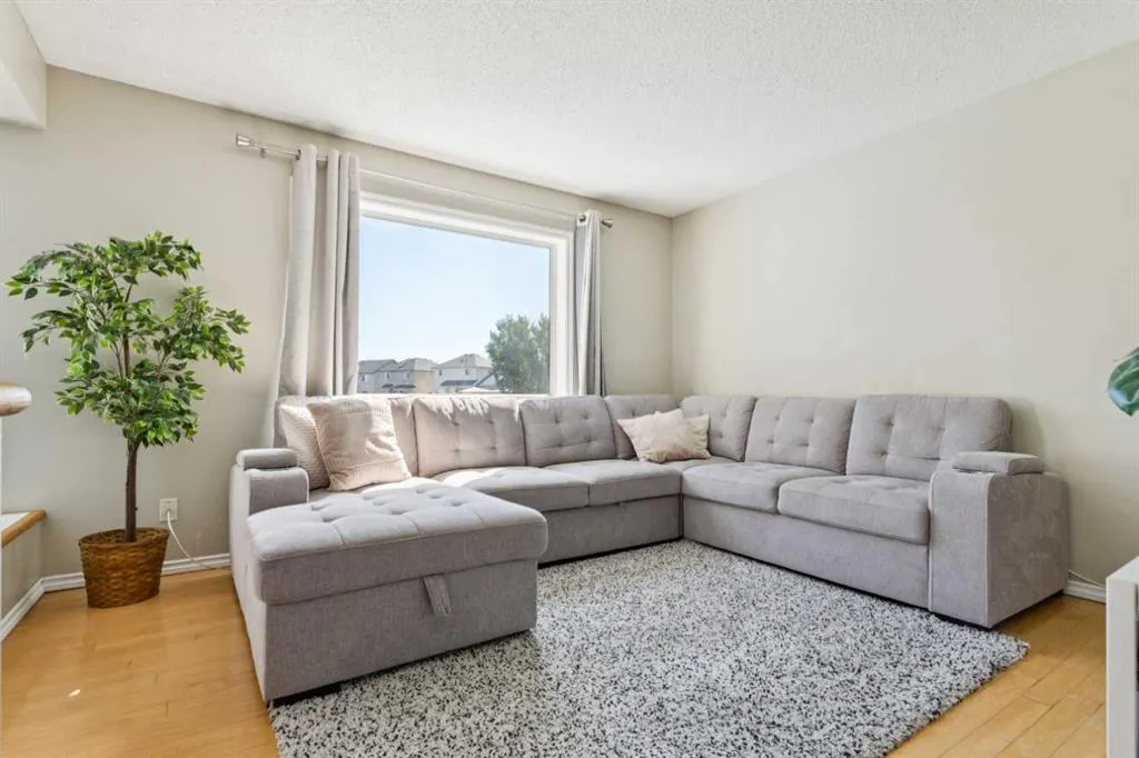 42 Somerside Place SW